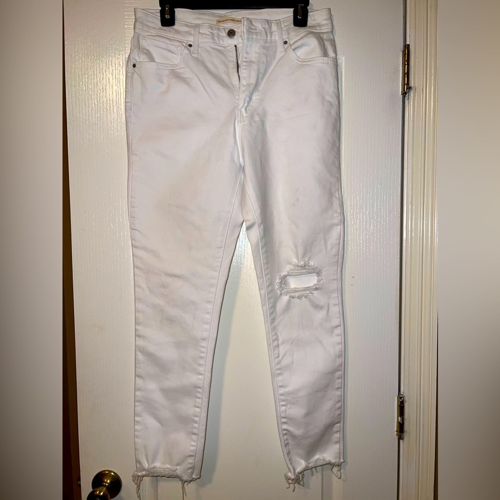Juniors Levi’s size 31